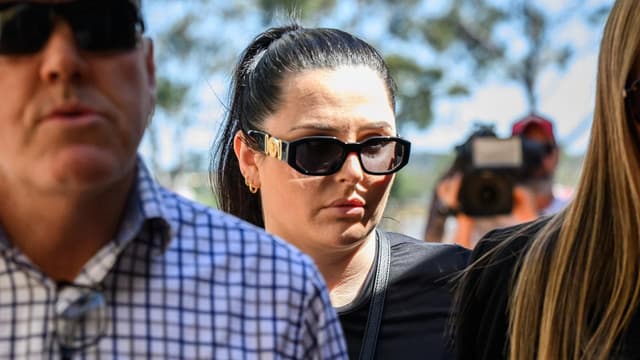 Teacher admits having sex with teenage student