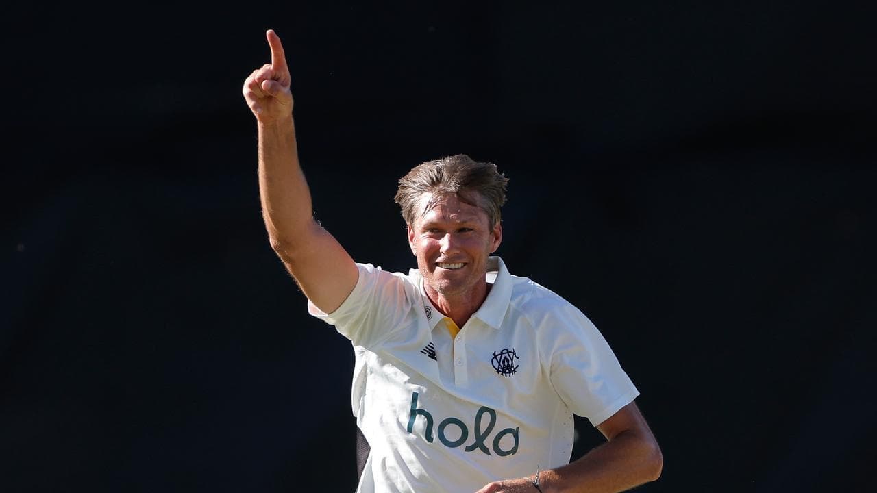 Gannon strikes late as Bulls slump against WA