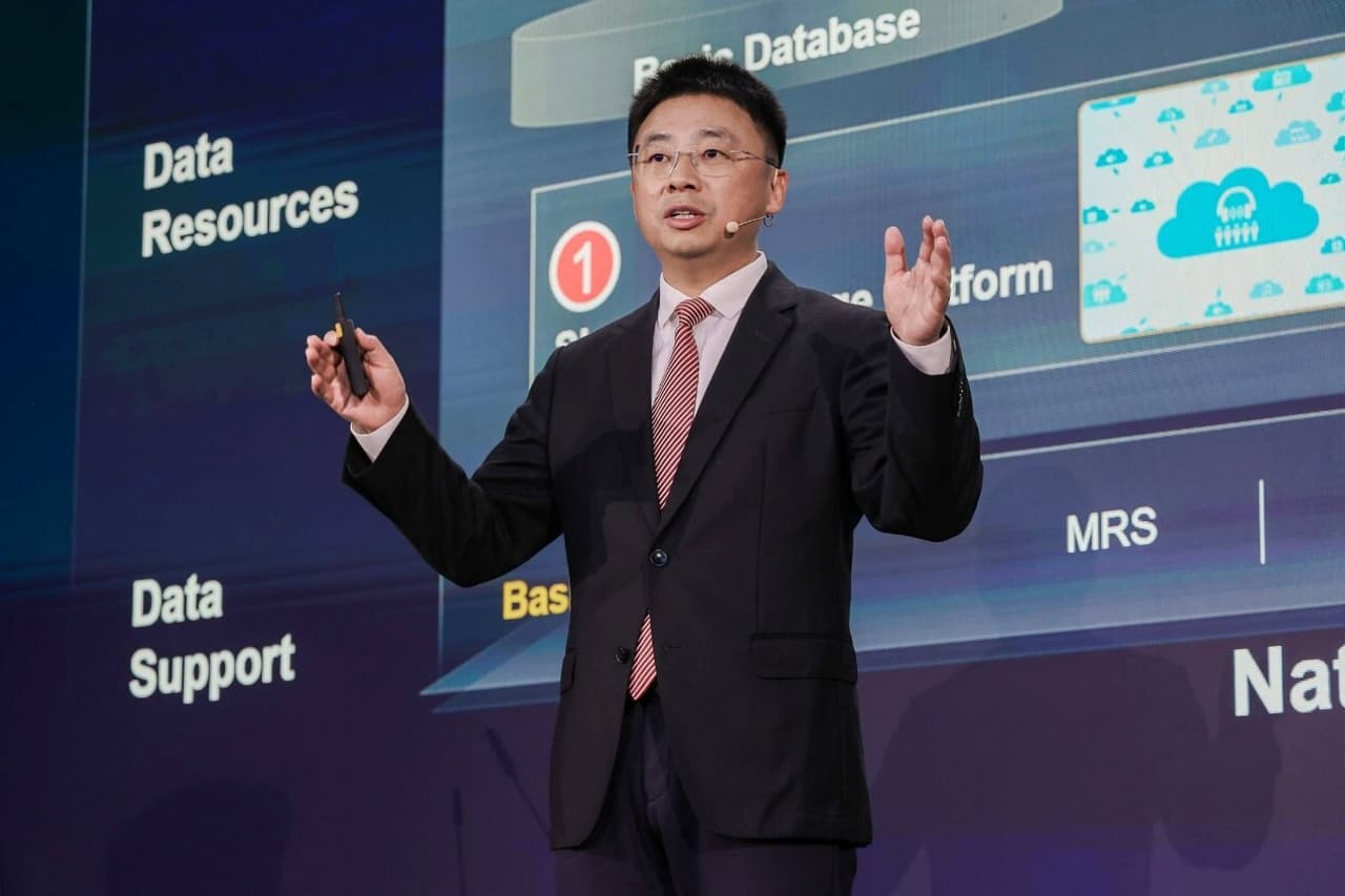 Huawei Launched Global Intelligent Public Service Solution and Shenzhen Longgang AI+ Public Service Demonstration Site