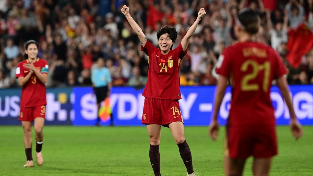 China defeat Uzbeks, set up North Korean Cup showdown