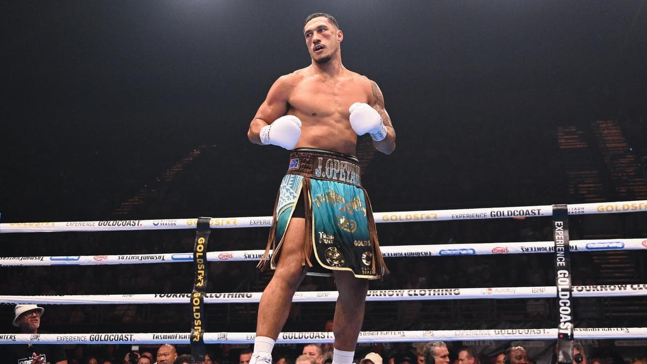 U-turn leaves Opetaia title hunt in limbo on fight eve