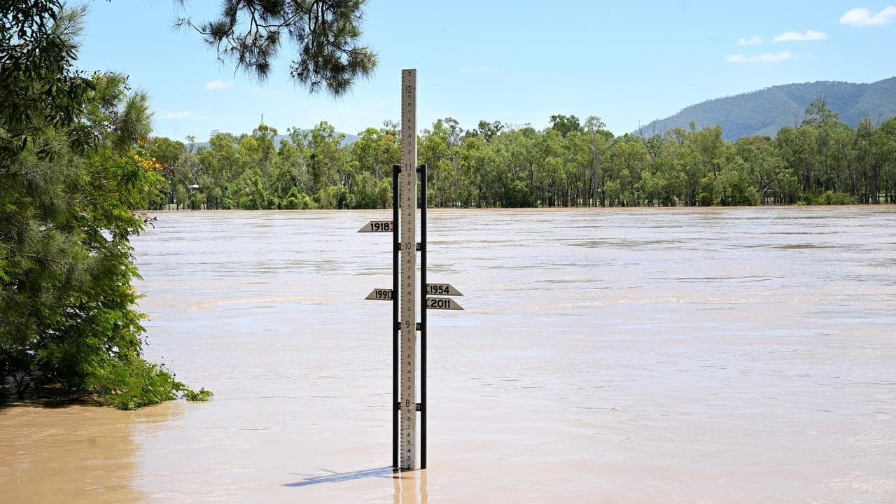 Outback communities evacuated by air as rivers rise