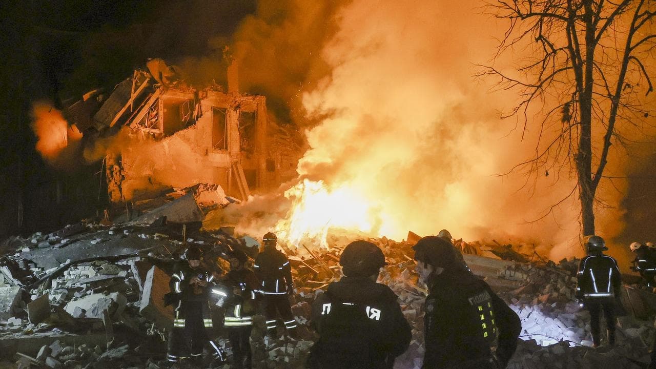 Seven dead as Russian strike hits apartment building