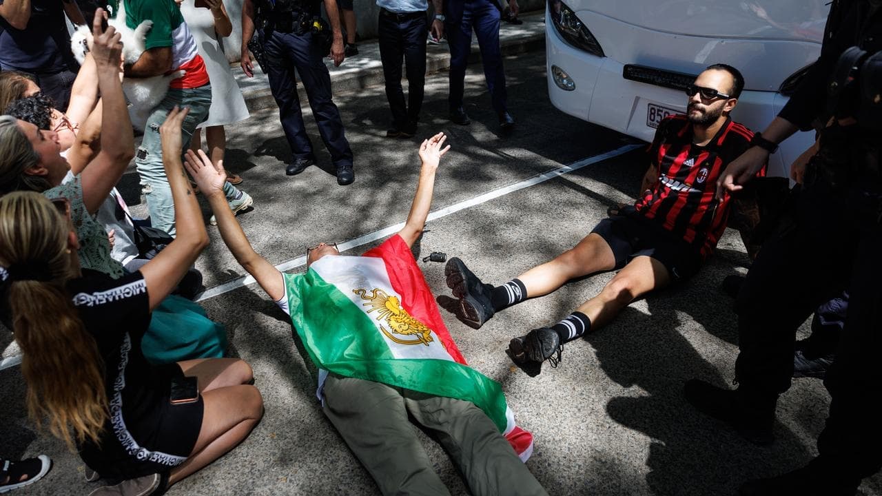 Open asylum offer as Iranian soccer players leave hotel