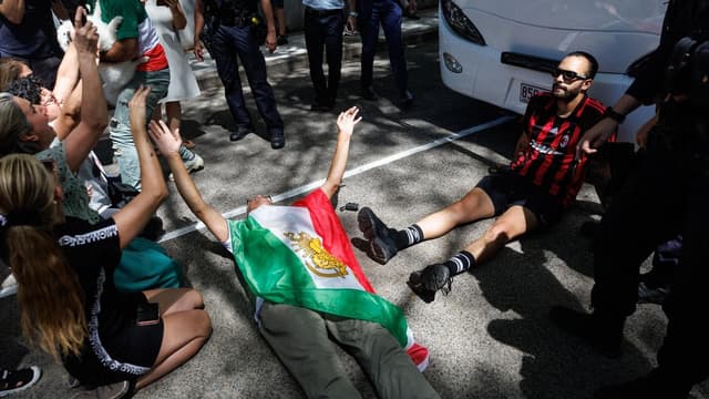 Open asylum offer as Iranian soccer players leave hotel