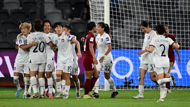 Taiwan books quarter final clash after clinical win