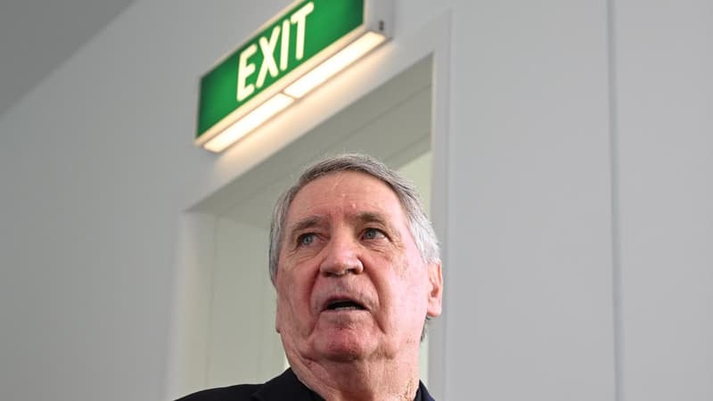 'Surplus to requirements': ex-top spy quits Bondi probe