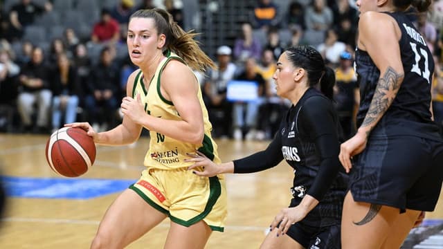 Brilliant Borlase shines as Opals crush Argentina