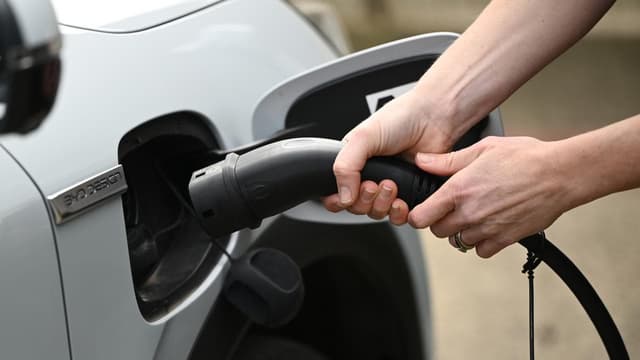 Lithium miner at 'inflection point' despite latest loss