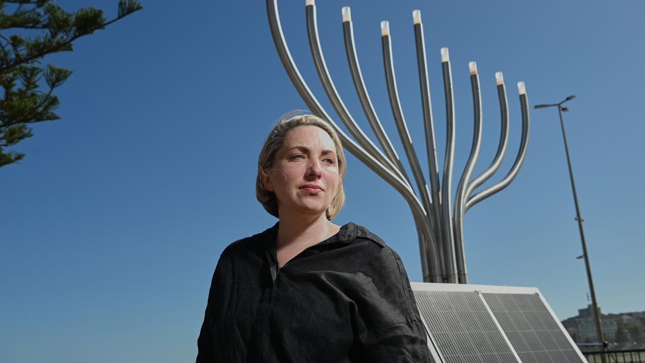 Families shocked as ex-spy chief quits Bondi inquiry