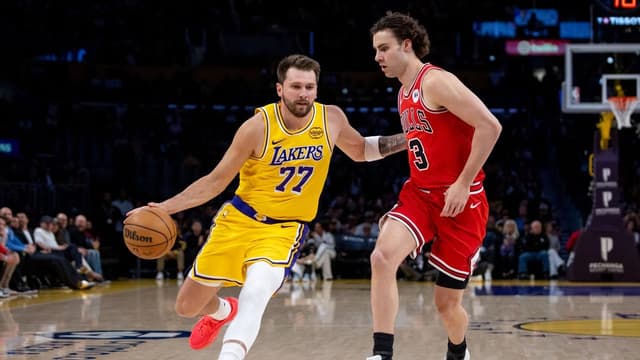 Giddey lights up LA as free-falling Bulls beaten again