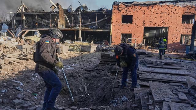 Deadly Russian strike on Kyiv with peace talks stalled
