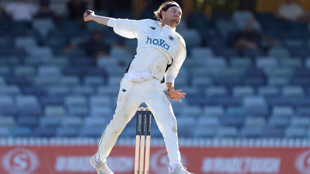 Rocchiccioli boosts claims with five-wicket haul