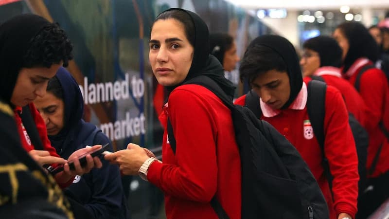 Family kidnap claims as Iranian soccer players return