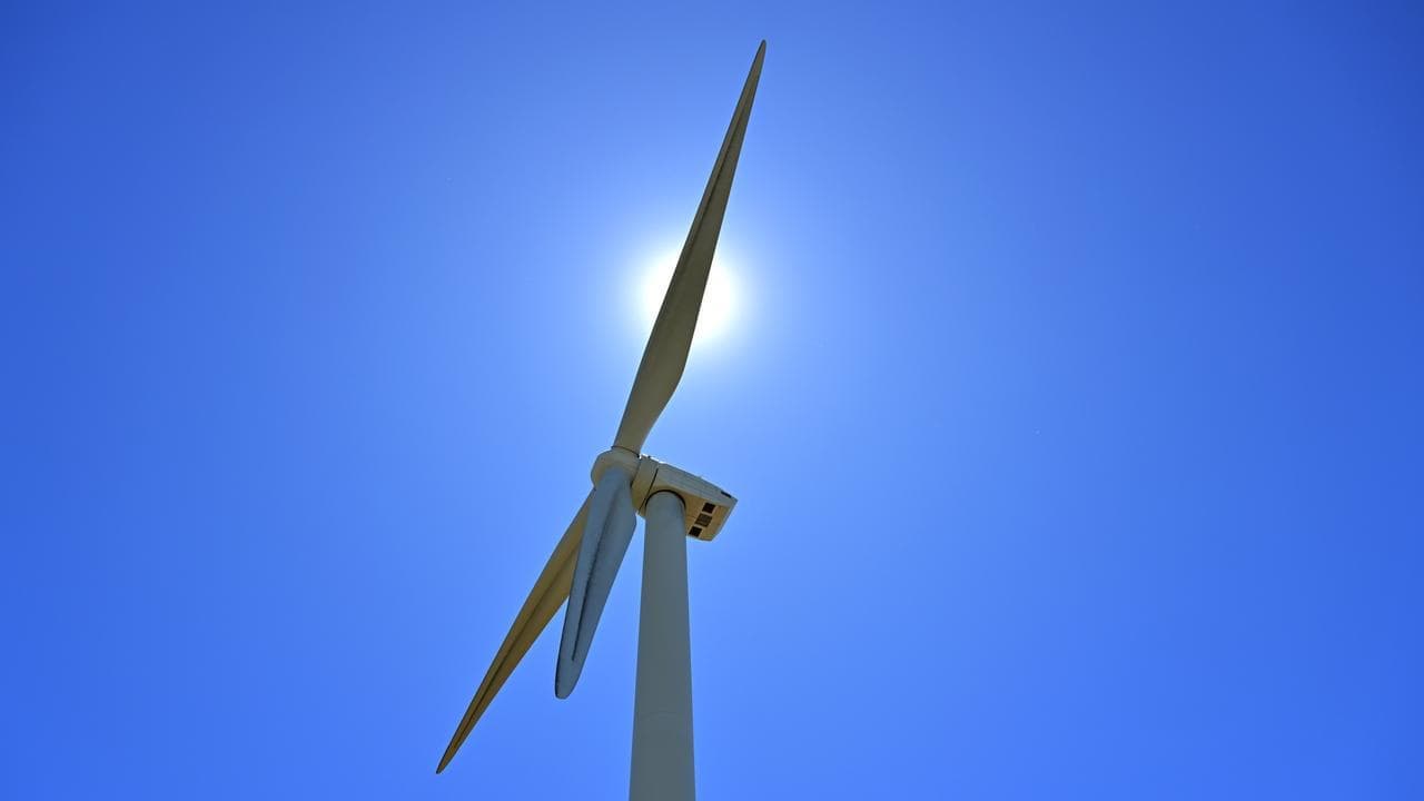 Renewable energy project may help blow down power bills