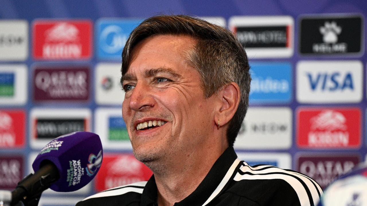 Bees, flies, flowers: Japan coach's Asian Cup verdict