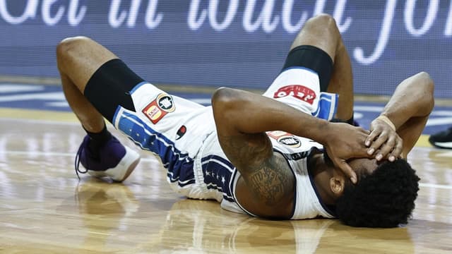 Sydney deny bullying Cotton in NBL championship rout