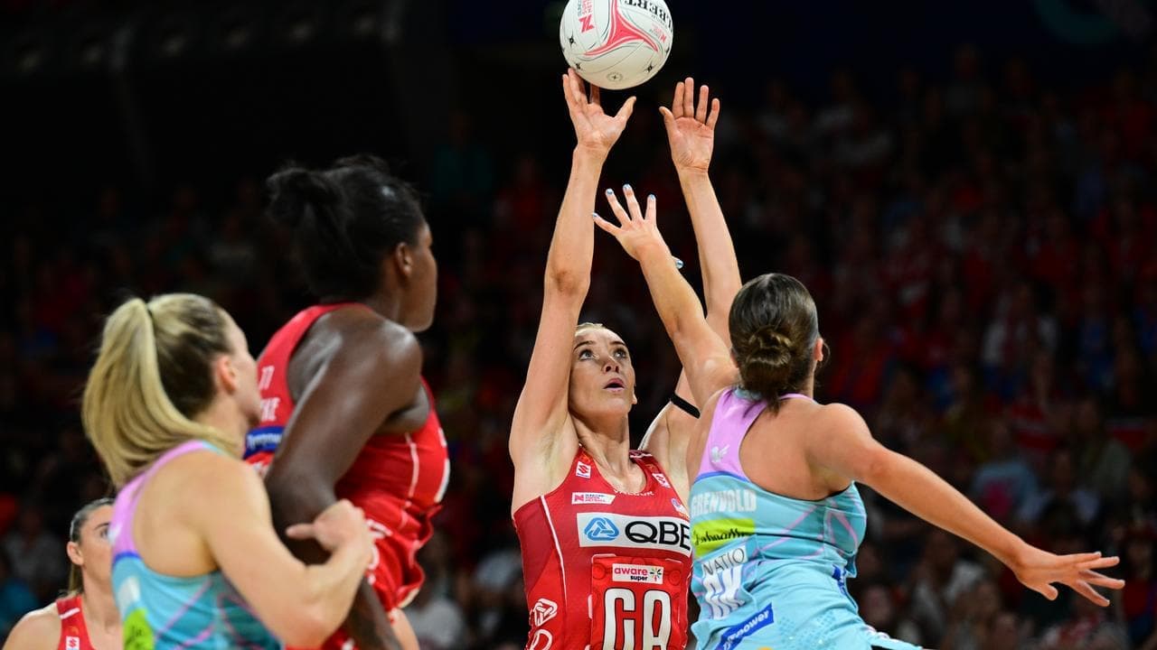Swifts squeeze out Mavs by a point in thriller