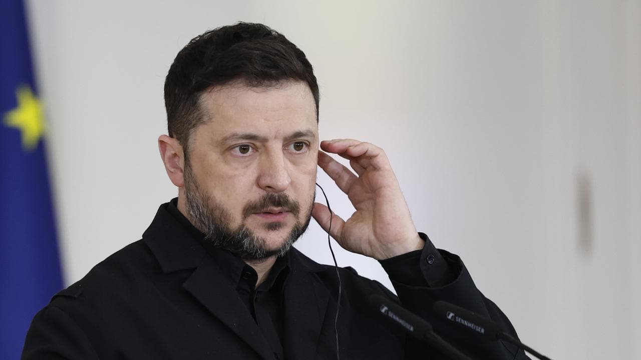 Zelenskiy says Russia preparing major attack on Ukraine