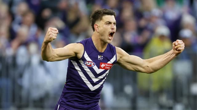Dockers back 'fiery' Voss after AFL taunting sanction