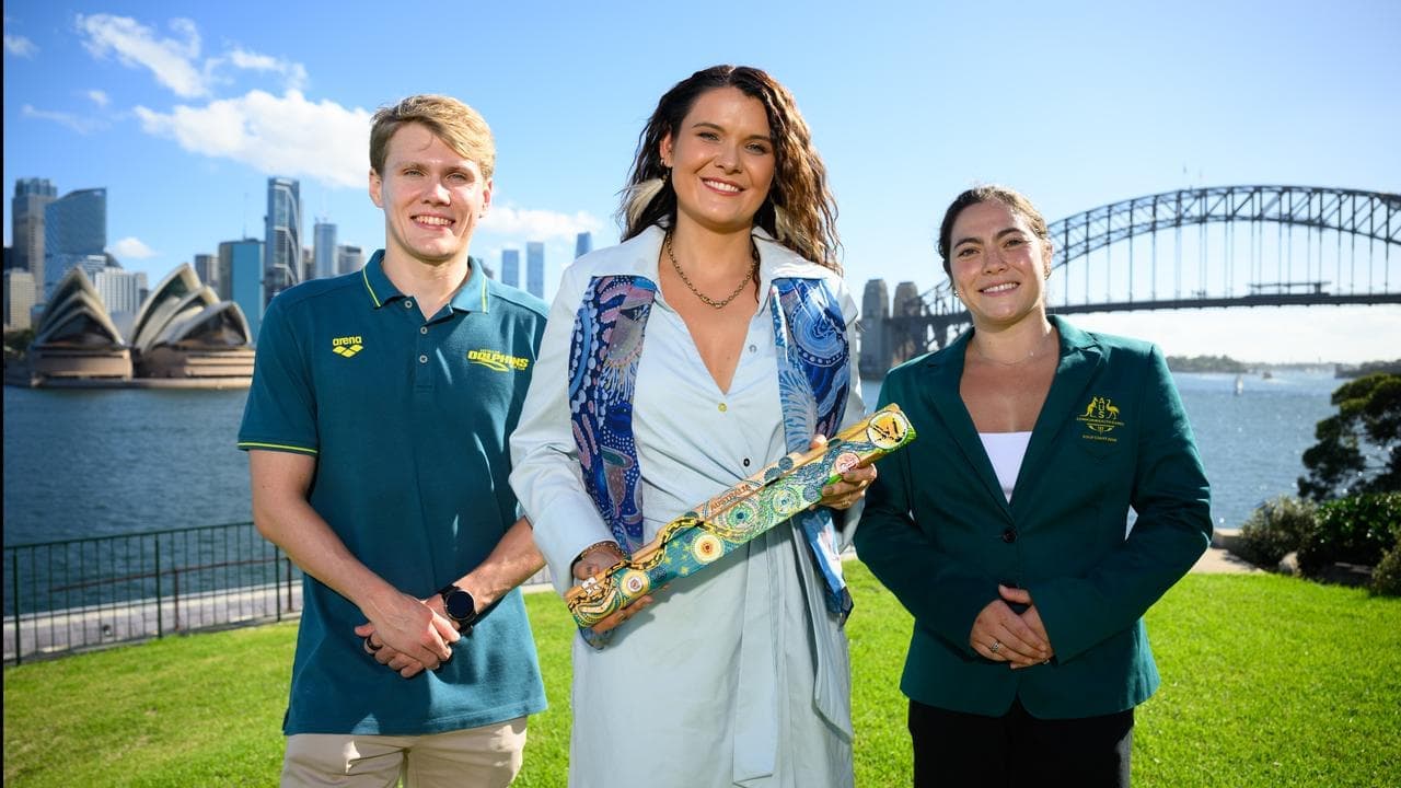 Comm Games: King's Baton fever sweeps Australia