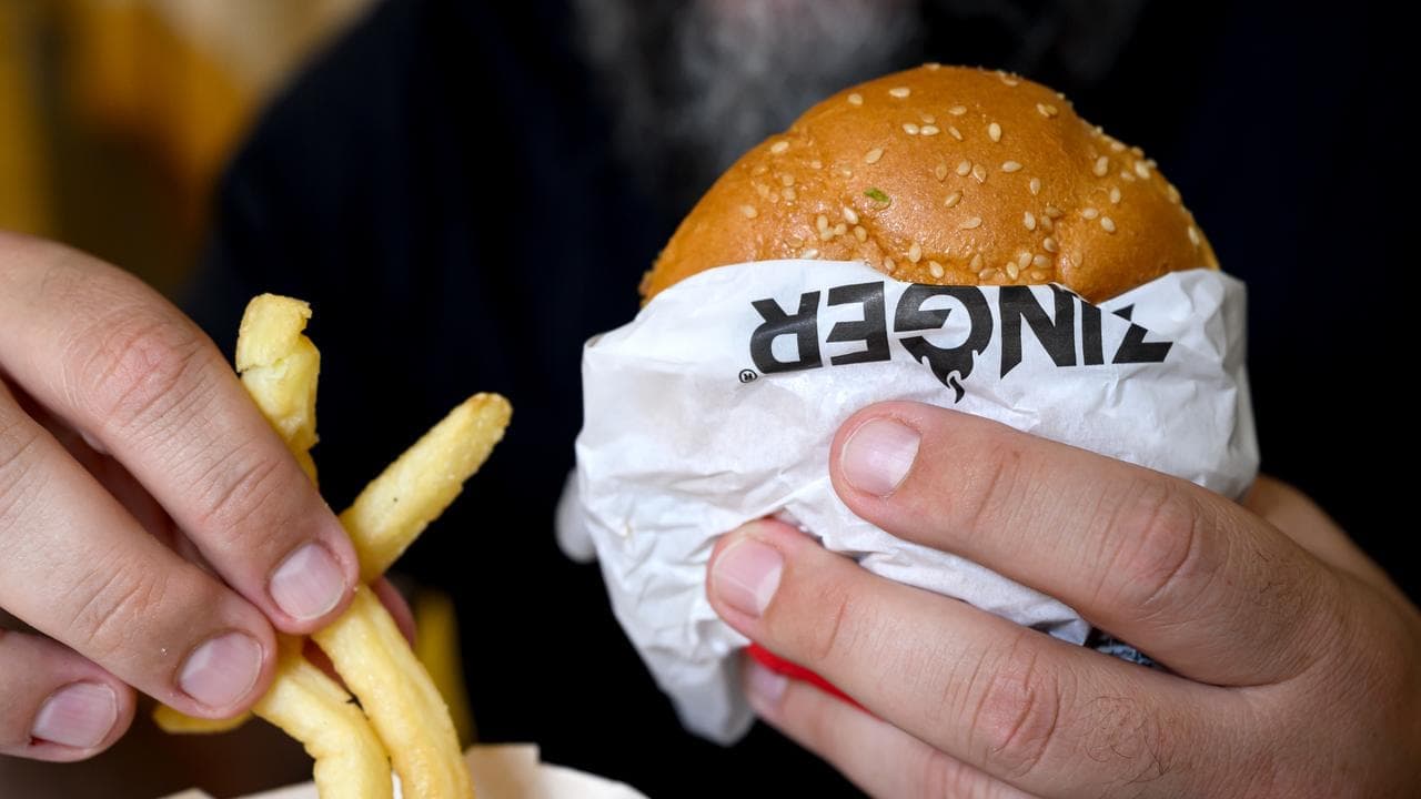 Leaders urged to stomach junk food tax to save lives