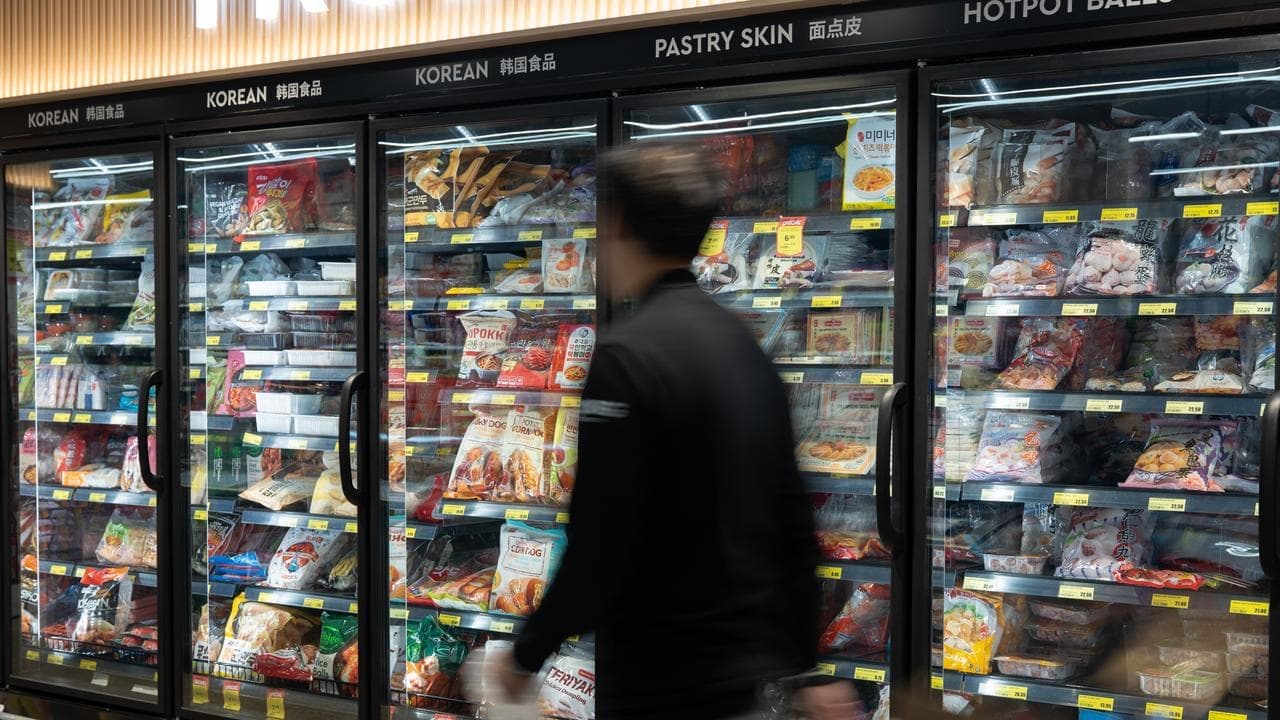 Leaders eye fuel shortage talks as impacts to food loom