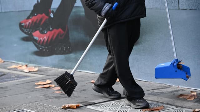 Labor backs above-inflation wage bump for low-paid