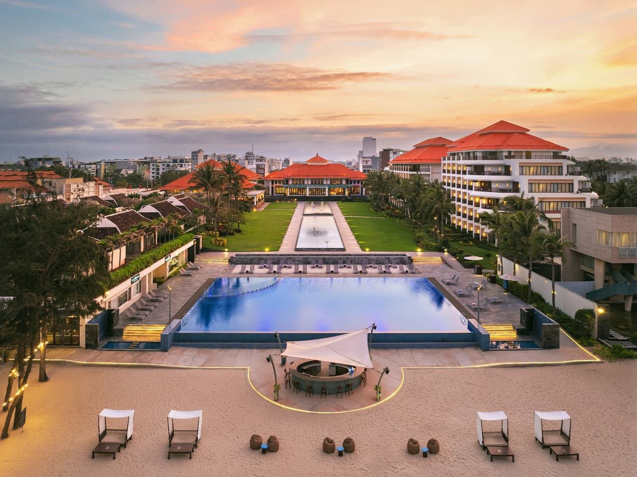 Pullman Danang Beach Resort Responds to Rising Bleisure Travel with Expanded Business and Leisure Facilities