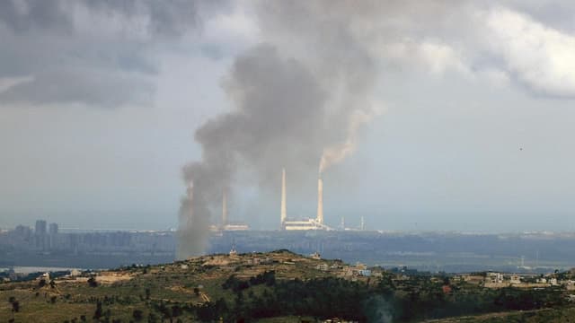 Trump extends deadline for striking Iran's power plants