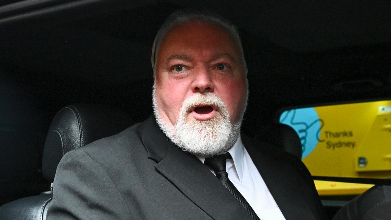 Shock jock claims 'irreparable harm' in contract fight