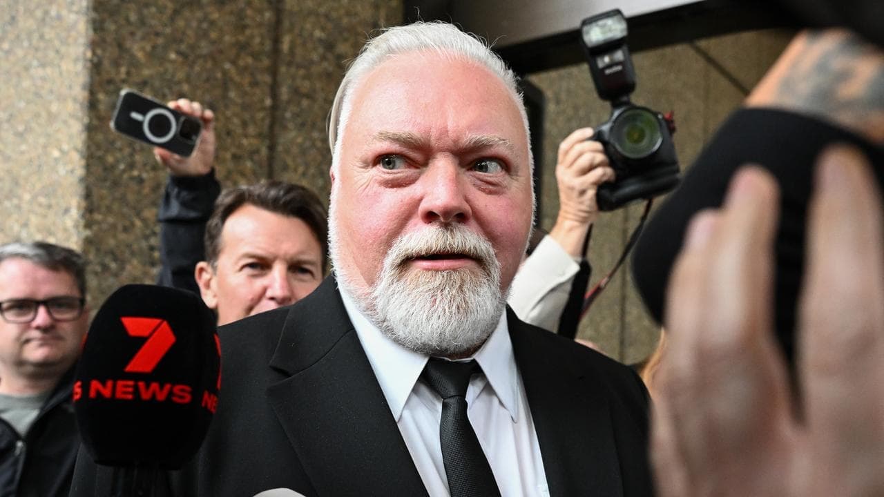 'Battle lines drawn' in shock jock Sandilands fight