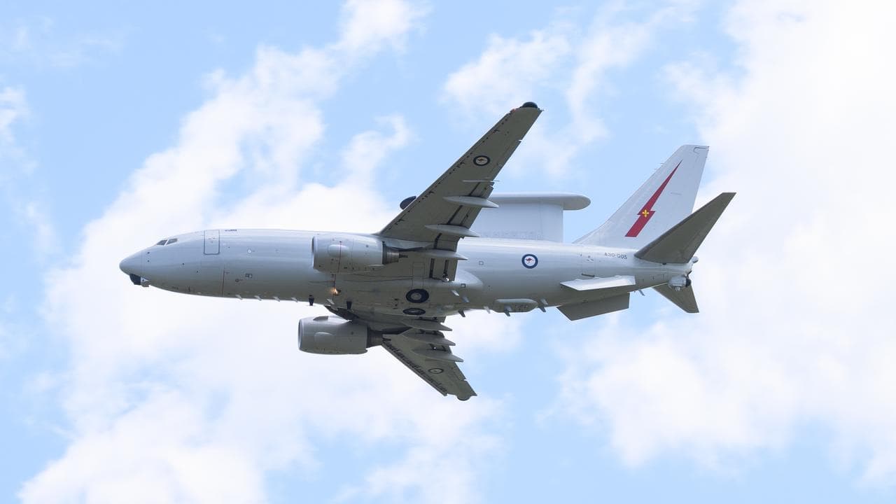 Australia defends war efforts after Trump attack