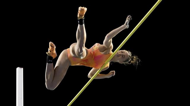 'Nowhere to hide' for Olympic champ in comeback step