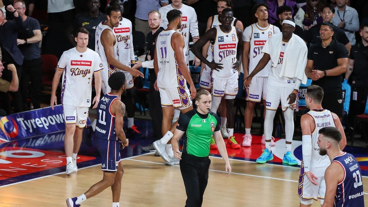 'Guys are wound up': Goorjian hoses down superstar spat