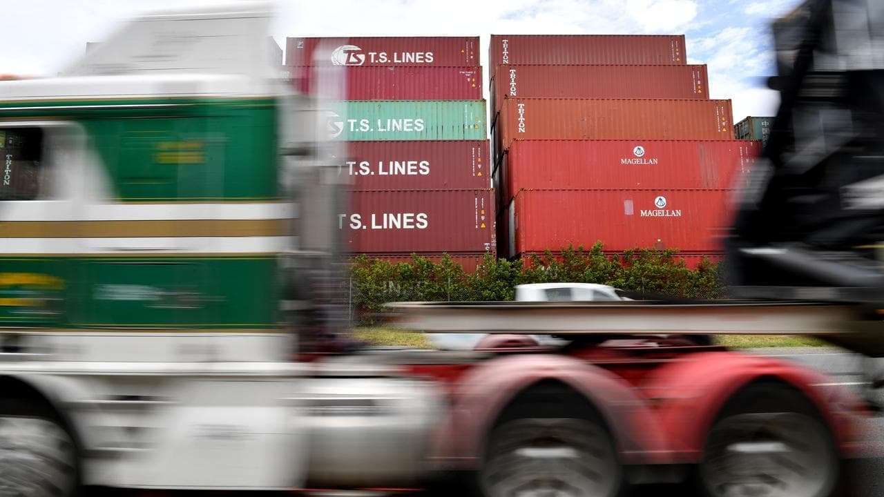 Truck tax cut backed as fuel-rationing threat looms