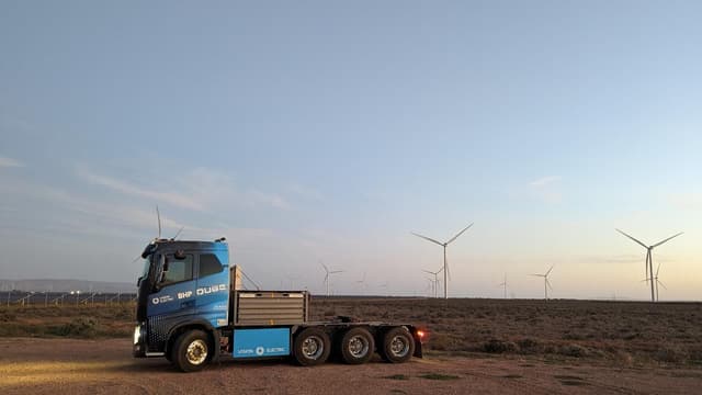 Electric or bust: truck industry demands urgent U-turn