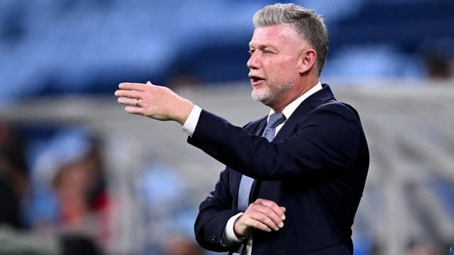 Ex-Sydney boss Talay completes Wanderers defection