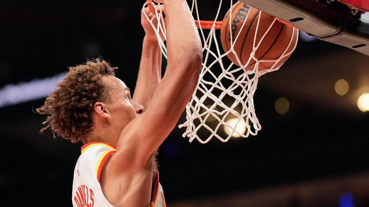 'Don't obsess': Daniels thriving as Hawks eye finals