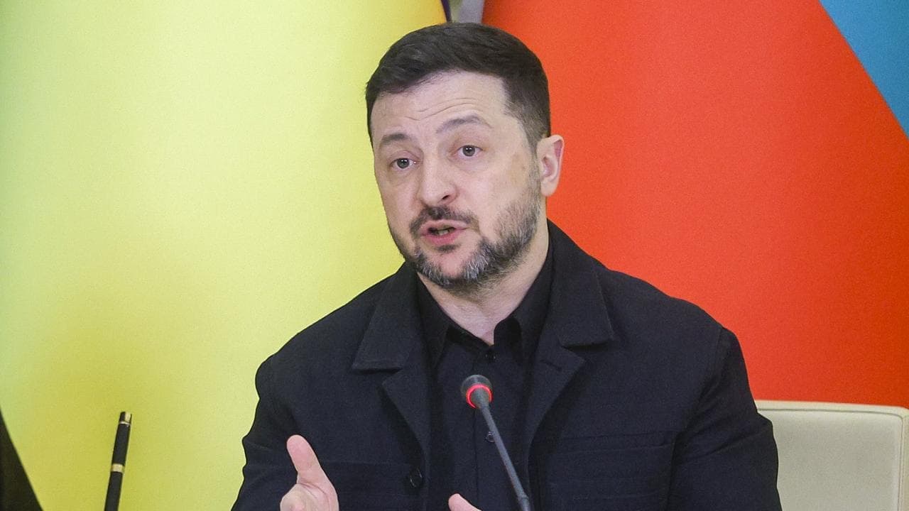 Zelenskiy says talks with US 'positive', Russia strikes