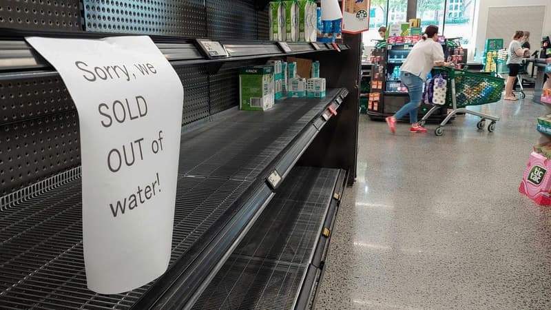 Flood-hit supermarket clip used to stoke fear of fuel crisis panic-buying
