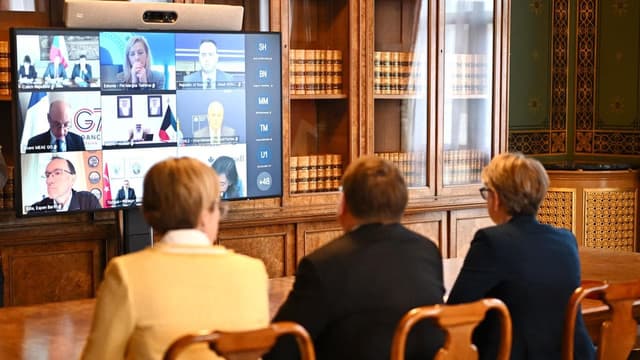 UK and allies discuss reopening Strait of Hormuz