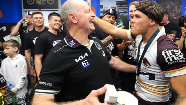 'Odd couple' shine: Madge of honour relishes Walsh 100