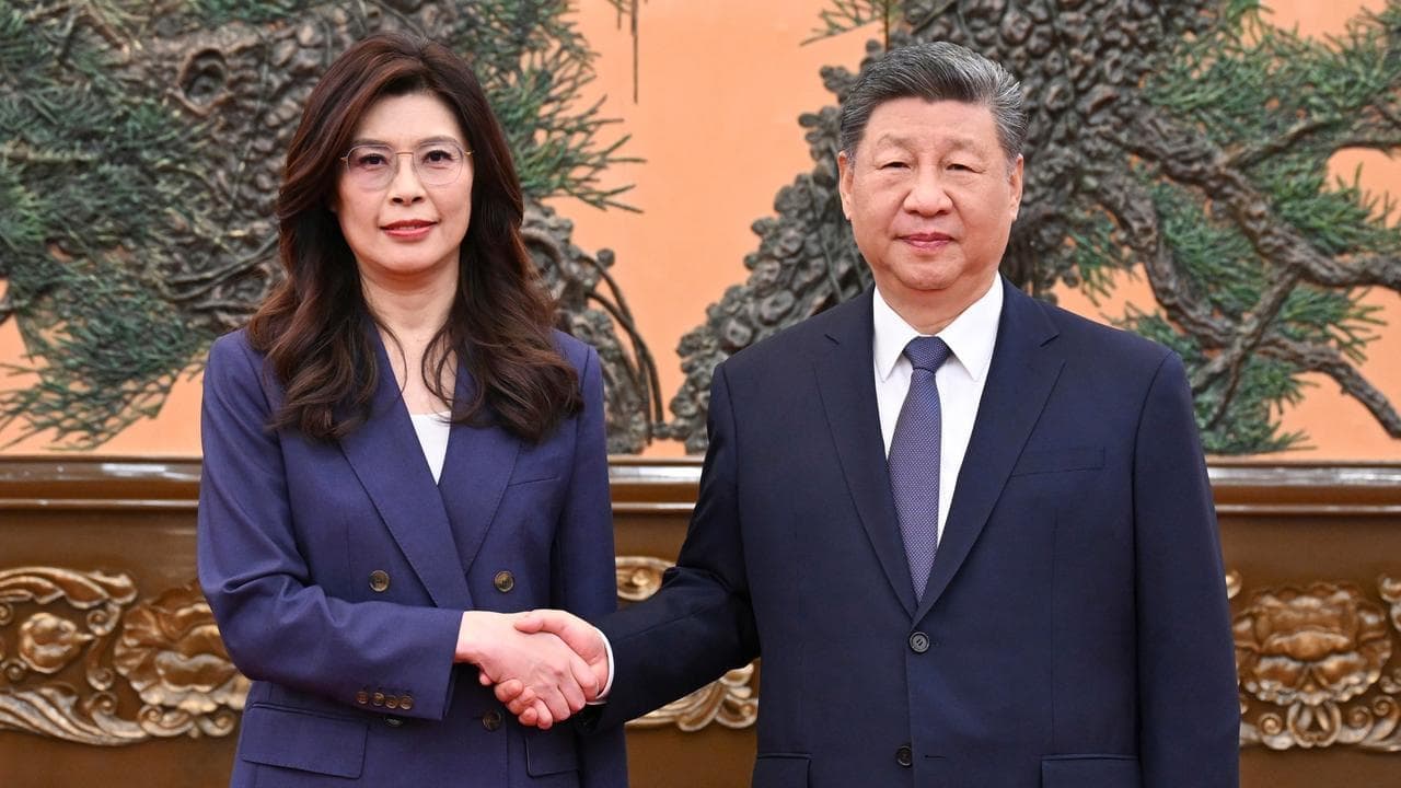 Xi reaffirms 'one China' to Taiwan opposition leader