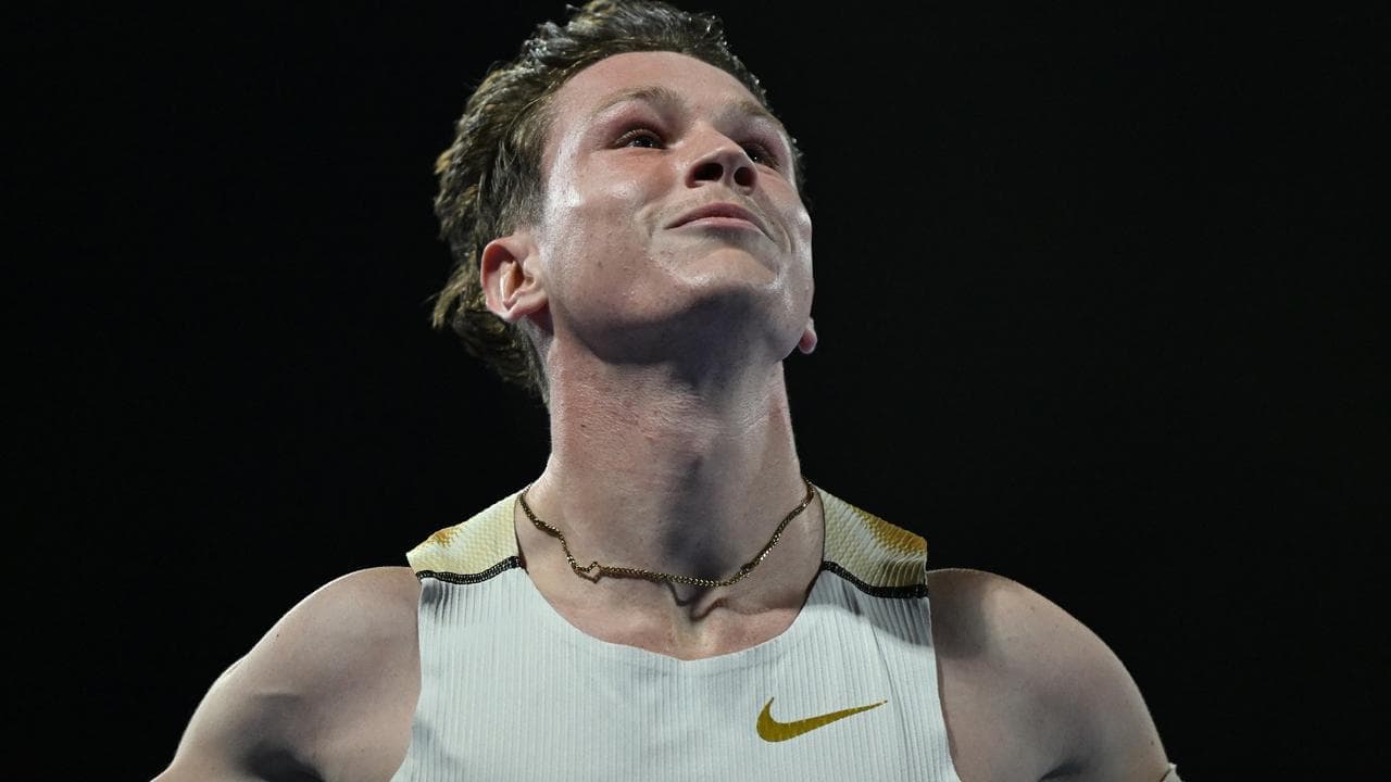Kennedy sprints into record books with sub-10 run