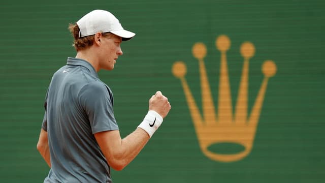 Sinner & Alcaraz set up duel to find tennis top dog