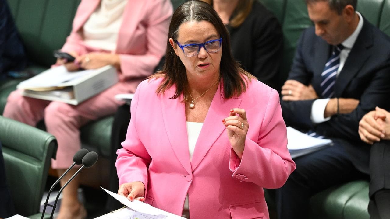 Resources minister defends gas companies amid tax push