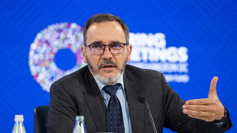 IMF cuts outlook, warns of potential global recession