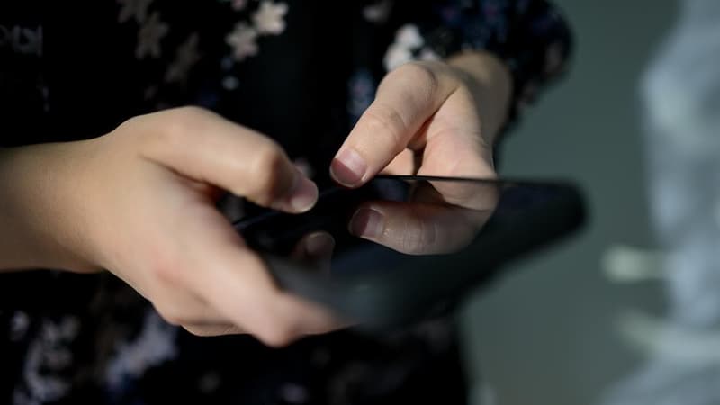 Finance giant lashed again for sending unstoppable spam