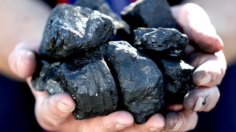 China-linked firm takes majority stake in Qld coal mine